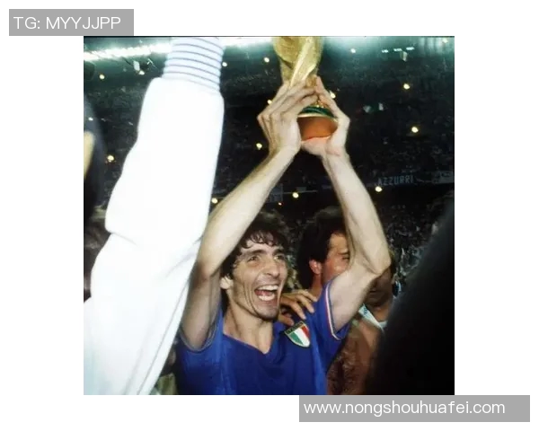 足球16位传奇球星巅峰瞬间与辉煌成就全景深度盘点